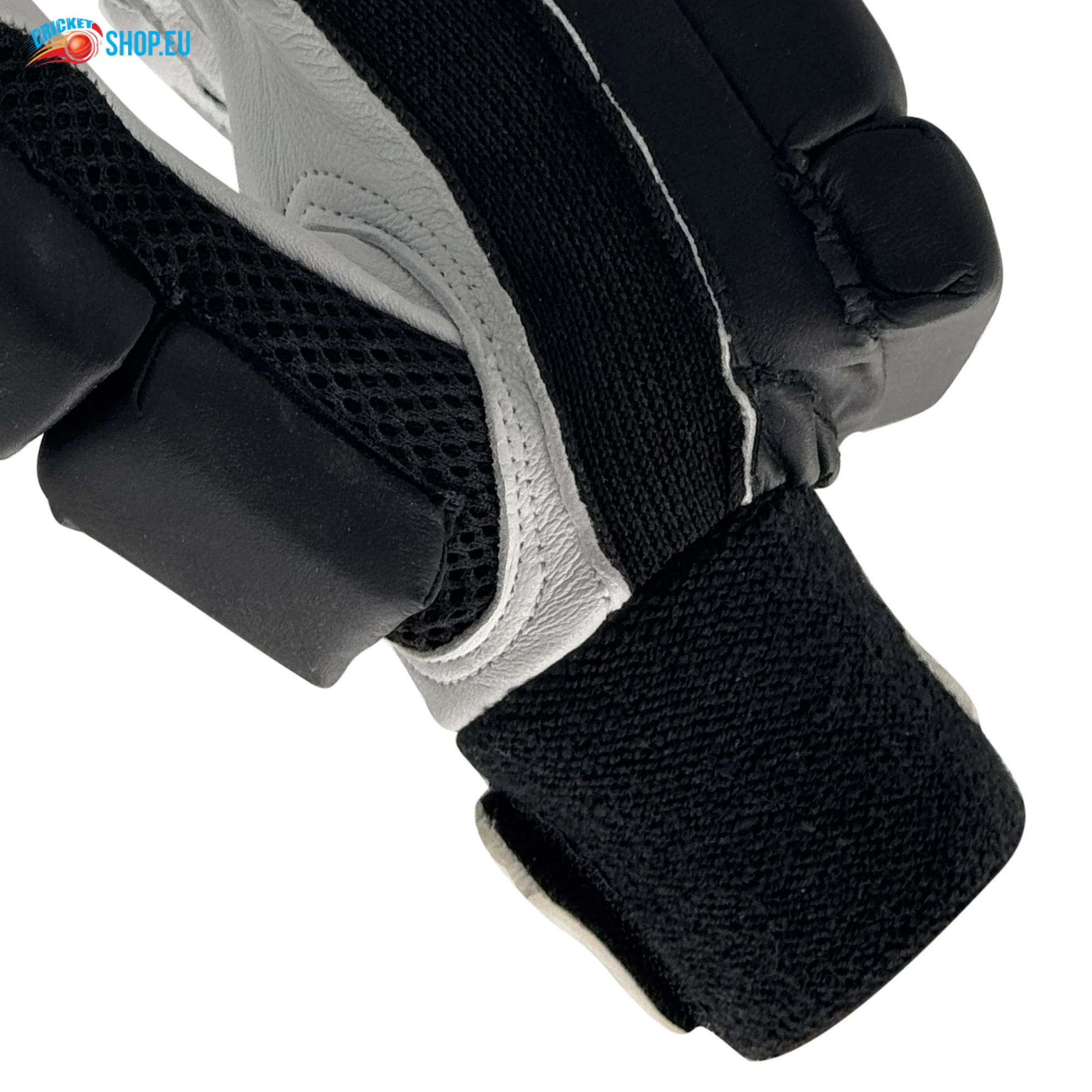 DS 1.3 Junior Batting Gloves Black - Image 8