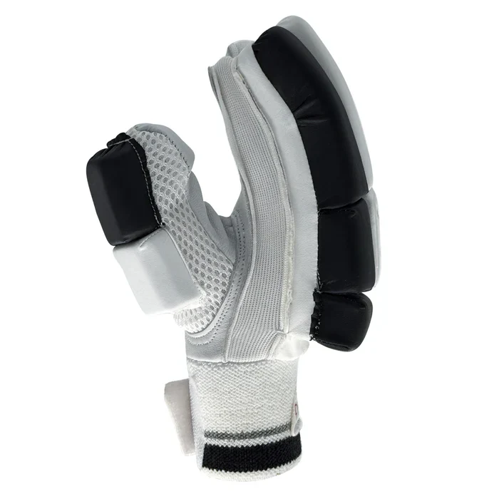 DS 1.3 Junior Batting Gloves White/Black - Image 6