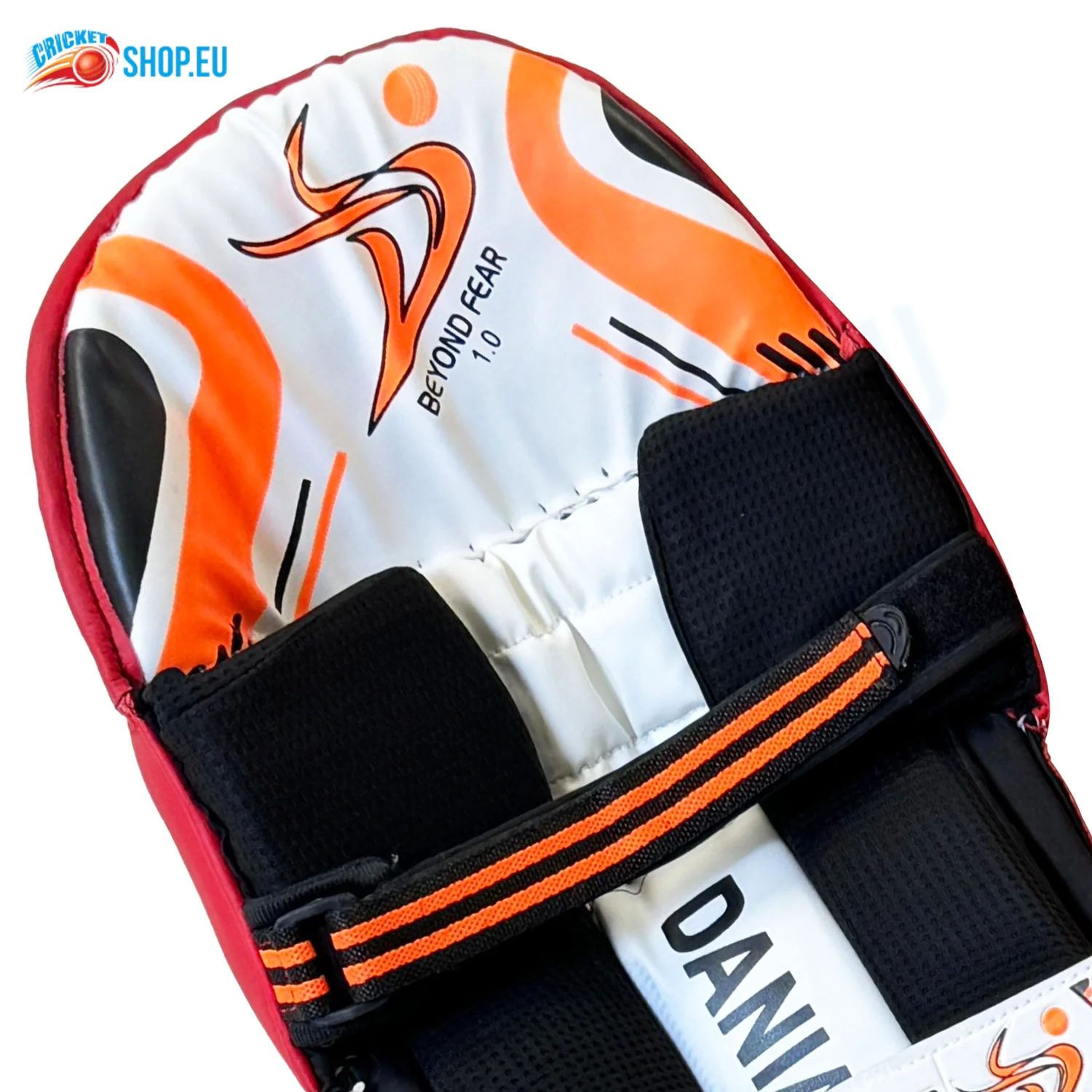 DS Red Cricket Batting Pads Adult - Image 8