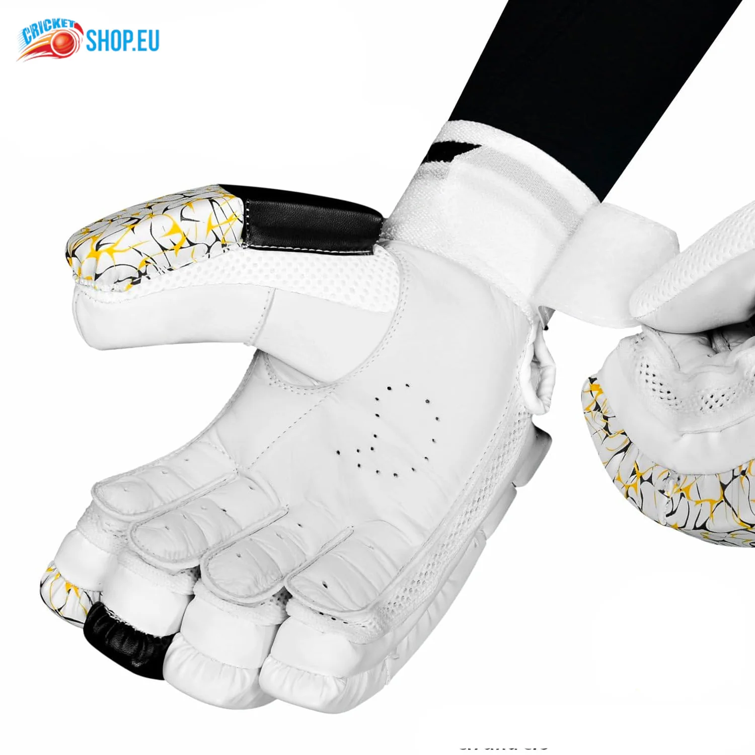 DSC Valor Cricket Batting Gloves - Image 6