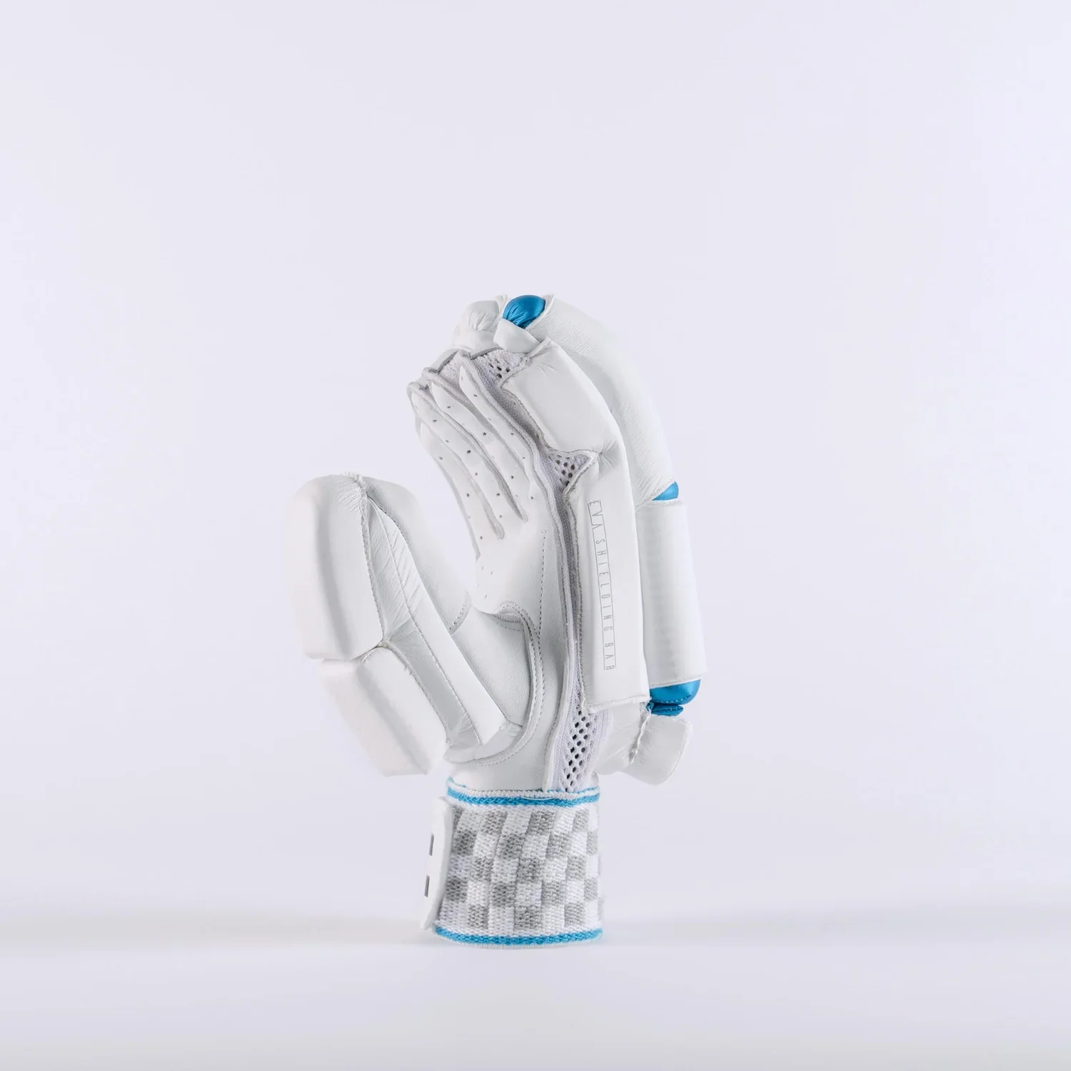 Gray Nicolls Club Collection Batting Gloves - Image 5