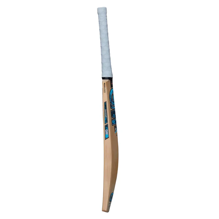 Gunn And Moore Diamond 404 Cricket Bat - Image 4