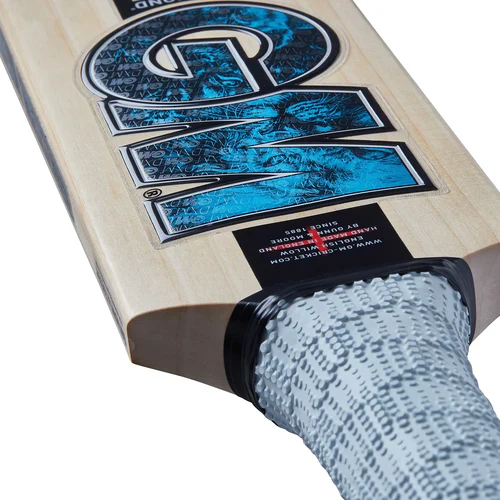Gunn And Moore Diamond DXM 808 Cricket Bat - Image 4