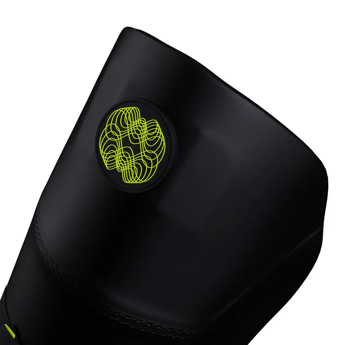 Moonwalkr Wicketkeeping Shin Guard - Image 15