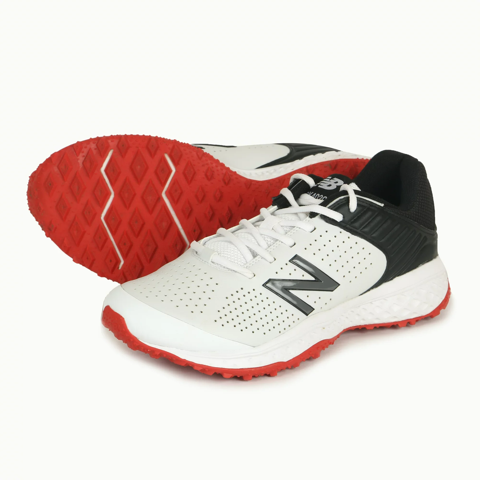 New Balance CK 4020-K4 Cricket Shoes - Image 4