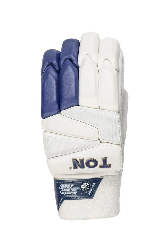 SS Ton Vertu Cricket Batting Gloves - Image 3